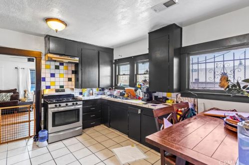 15207 Vermont Ave, Gardena CA  90247-4103 exterior