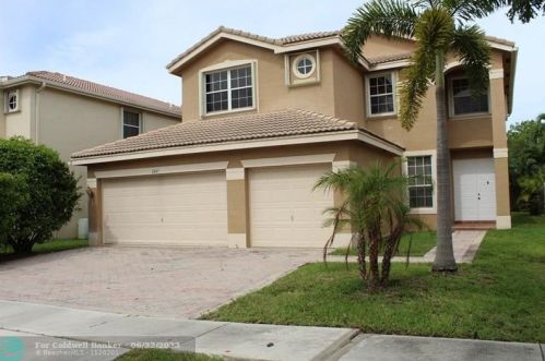 2443 157th Ave, Hollywood, FL 33027-4281