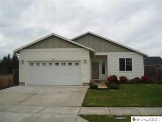 3222 10th St, Lebanon, OR 97355-1193