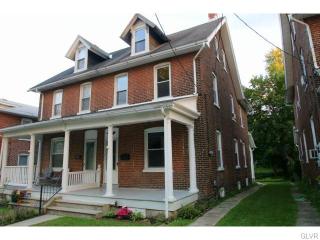 716 State St, Coopersburg, PA 18036-1904