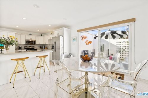 1840 Sandcliff Rd, Palm Springs CA  92264-4844 exterior