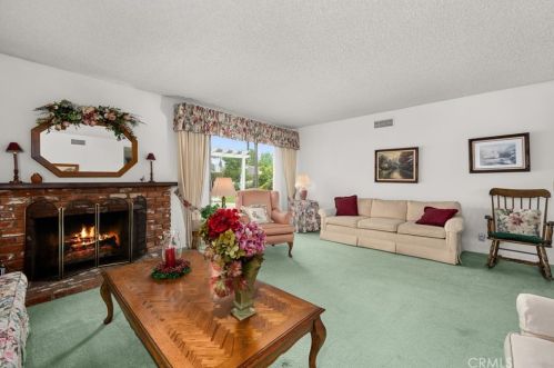 16457 Heathfield Dr, Whittier CA  90603-3203 exterior