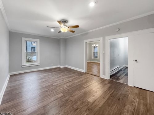 53 Academy St, Oxford, NJ 07863-3031