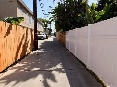 362 Orizaba Ave, Long Beach CA 90803-5854 exterior