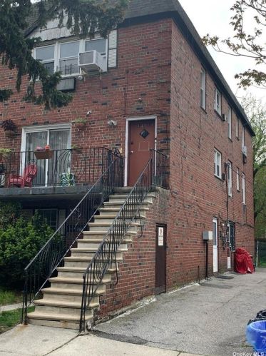 149-10 85th St, Jamaica, NY 11414-1210