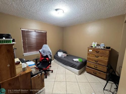 11681 17th Ct, Hollywood FL  33025-5604 exterior