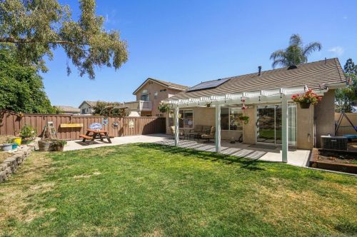 31690 Corte Cardenas, Temecula CA  92592-3913 exterior