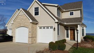 468 Bay Breeze Dr, Sandusky, OH 44870-2981