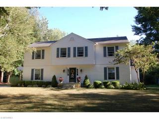 82 Keswick Dr, Hudson, OH 44236-3302