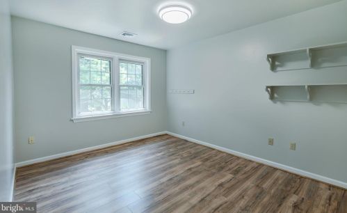 1704 Wheatland Ave, Lancaster PA  17603-4520 exterior