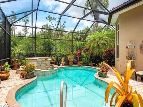 1264 Via Portofino, Naples, FL 34108-3328
