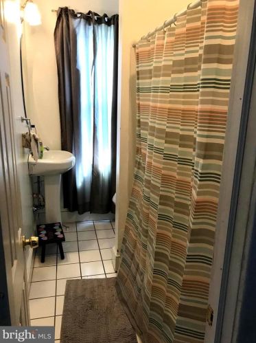 802 Hunter St, Gloucester NJ  08030-2025 exterior