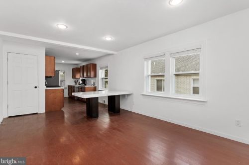 4561 Berkley St, Harrisburg PA 17109-4403 exterior