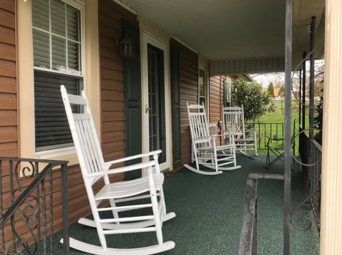 20 Rooney St, Greenville, PA 16125-2416