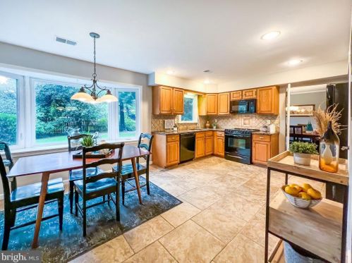 1344 Buford Dr, Yardley PA 19067-4342 exterior