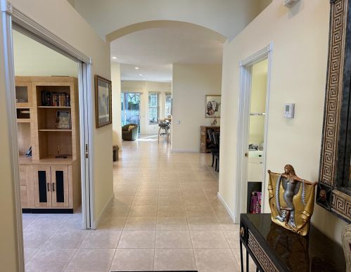 7036 Prado Lake Dr, Delray Beach, FL 33446-3735
