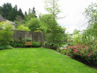 17308 15th Dr, Bothell WA  98012-5102 exterior