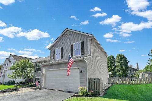 164 Barry Knoll Dr, Pataskala, OH 43062-7351