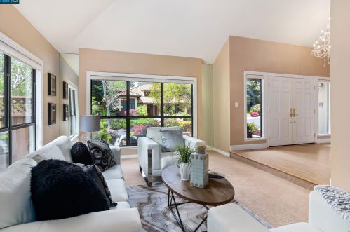 90 Wild Oak Ct, Danville CA  94506-4546 exterior