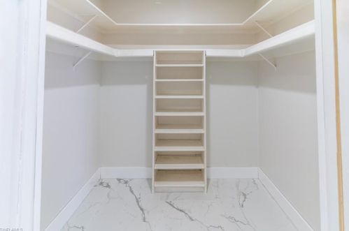 3405 16 Pl, Cape Coral FL  33909-2252 exterior