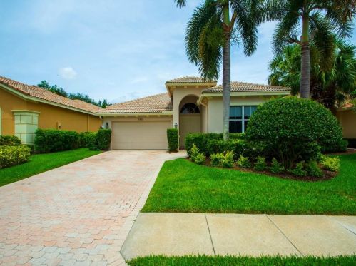 7424 Bob O Link Way, Fort Pierce FL  34986-3340 exterior