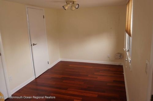 58 Vanard Dr, Bricktown NJ  08723-7443 exterior