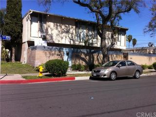 828 Falcon St, Anaheim, CA 92804-4569