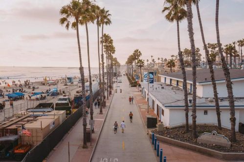 4593 Sunrise Rdg, Oceanside CA  92056-2948 exterior