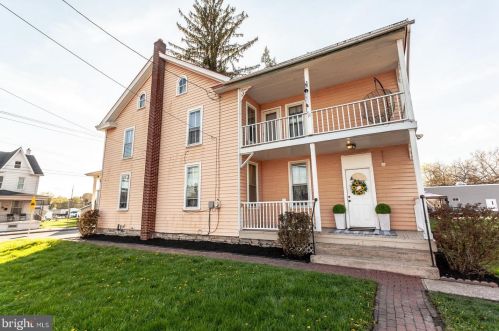 296 2nd St, Highspire PA  17034-1555 exterior