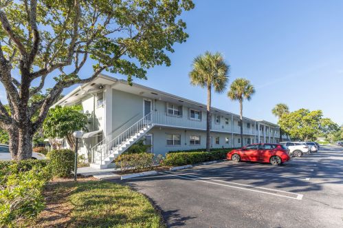 2440 22nd Ave, Delray Beach, FL 33445-7722