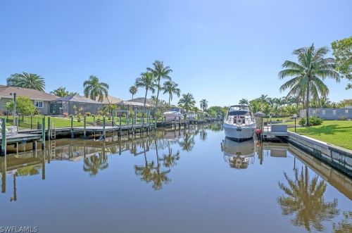 2505 19th Pl, Cape Coral, FL 33904-3224