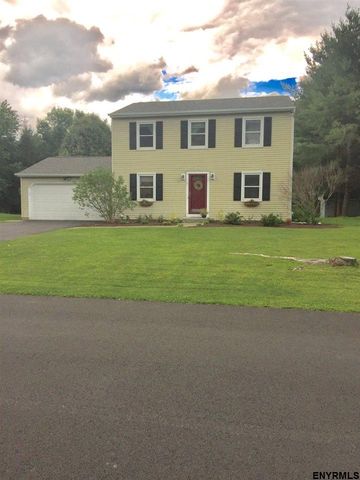 5 Bernard Pl, Bethlehem Center, NY 12077-3605