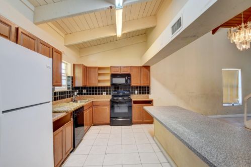 2439 Southridge Rd, Delray Beach FL  33444-8112 exterior