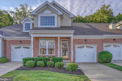 113 Victoria Falls Ln, Wilmington, DE 19808-1657