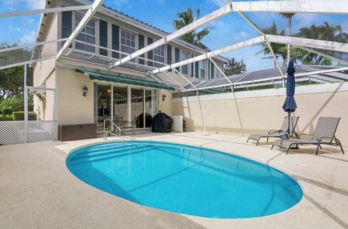 156 Santa Barbara Way, West Palm Beach, FL 33410-4319