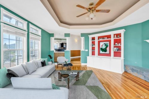 4084 Marcas St, Pinole CA  94564-1026 exterior