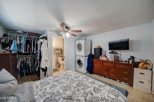 7830 17 Ave, Phoenix AZ 85023-2569 exterior