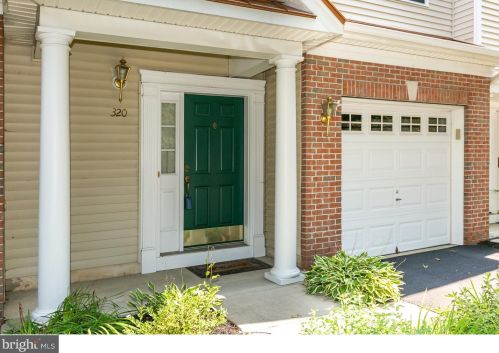 320 Amy Way, Riverton, NJ 08077-1546