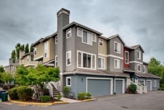 9039 161st Pl, Redmond WA  98052-7560 exterior