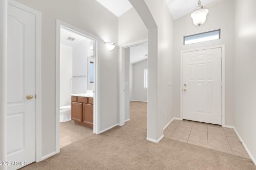 5419 Atlantis Ave, Phoenix AZ  85043-6313 exterior