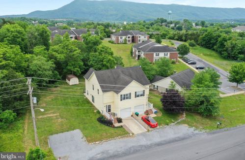 828 Colley Block Rd, Strasburg VA  22657-2103 exterior