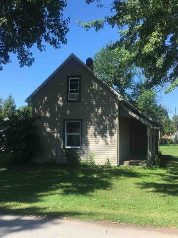 104 State St, Goldsmith, IN 46045-8006