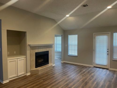 591 Spruce Dr, Conroe TX  77302-1098 exterior