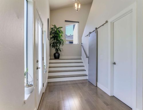 328 Rincon Ave, Campbell, CA 95008-2875