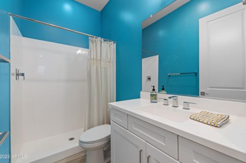 3128 Cheryl Dr, Phoenix, AZ 85028-4414