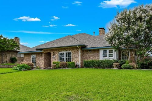 2413 Silver Holly Ln, Richardson, TX 75082-4209