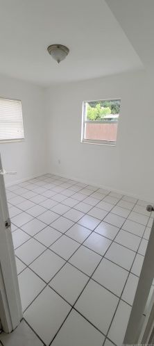 102 Alabama Rd, Lehigh Acres FL  33936-7105 exterior