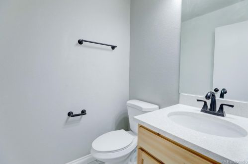 5637 Winnipeg St, Denver CO  80015-6535 exterior