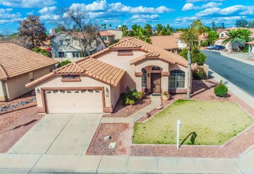 716 Smoke Tree Rd, Gilbert, AZ 85233-6833