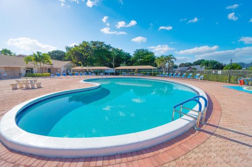 14608 Country Side Ln, Delray Beach FL  33484-3503 exterior